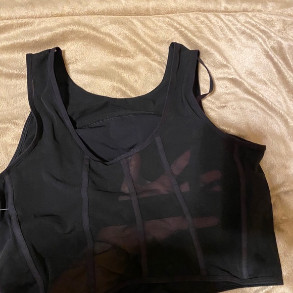 Lululemon Femme Force Cropped Tank - Picture 9 of 12